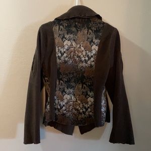Brown fleece jacket with tapestry print detail